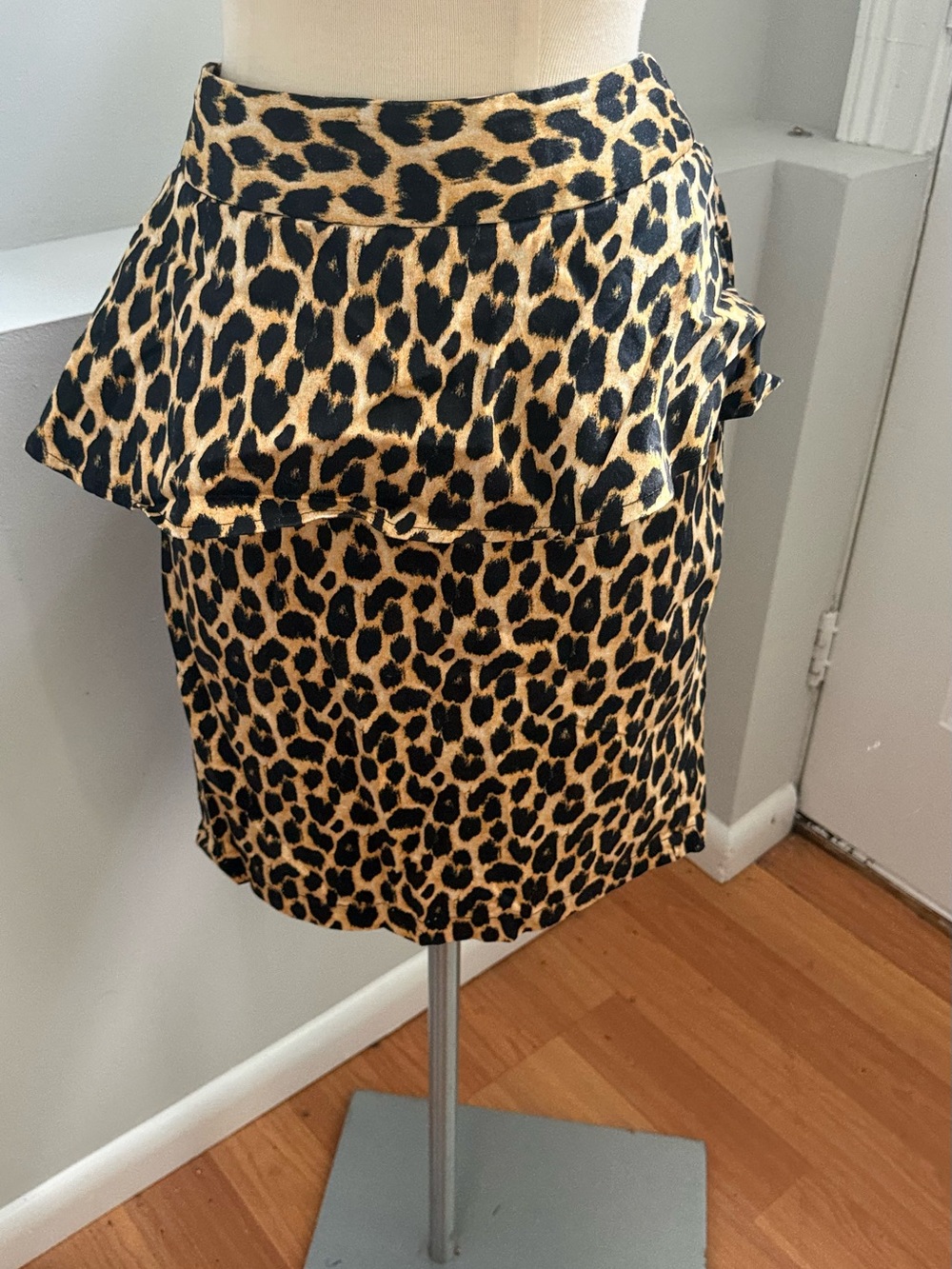 Leopard Print Peplum Mini Skirt - Tan & Black Peplum (2)